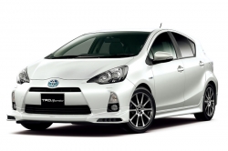 2D коврики EVA в салон  на Toyota Aqua I, правый руль (2011-2014)